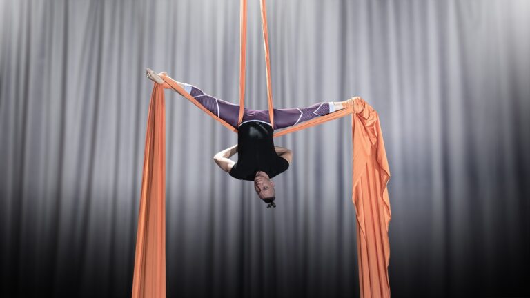 Vertikaltuch Workshops mit Matho aus Berlin (2022)