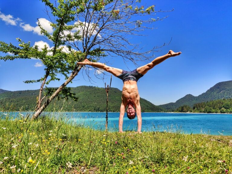 Online-Workshop Handstand Basics von Mito