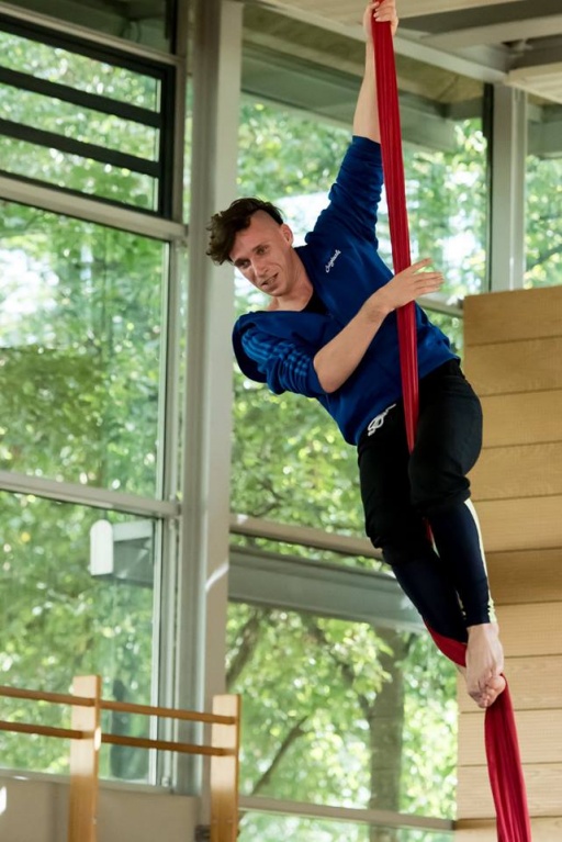 Vertikaltuch für Kinder mit Matho – November 2018