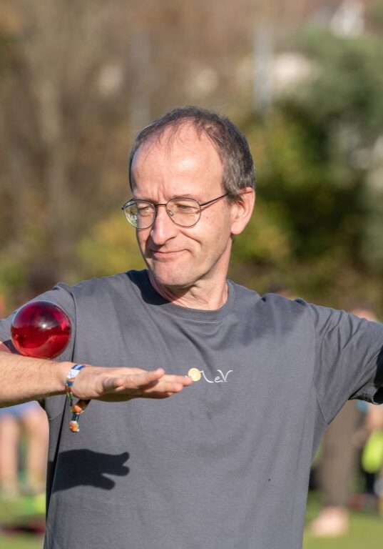 Contact Jonglage mit Hannes Armbruster 22.11.2025 am Wettersteinplatz