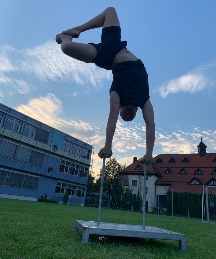 Abgesagt: Handstand Winner-Workshop für Anfänger und Fortgeschrittene mit Johannes